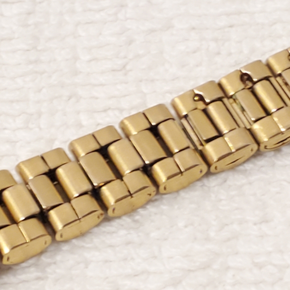 Vintage Citizen Gold Plated Tone Women's Day Date Watch Black Dial S Steel - Picture 13 of 16